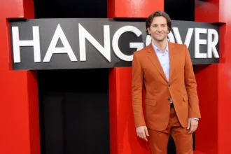 bradley cooper height
